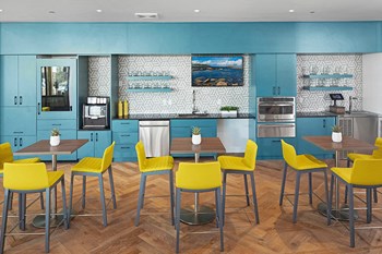 Pace Apartments - Las Vegas Apartments - resident lounge
