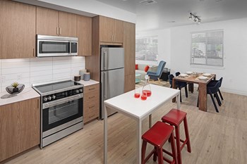 Hardwood-style Floors Pace Apartments - Apartments in Summerlin Las Vegas - hardwood style floors - Photo Gallery 6