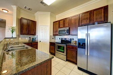 605 Winterfield Dr 3 Beds Apartment for Rent Photo Gallery 1
