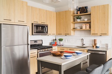 Cumberland Apartments - Vinings Lofts and Apartments - kitchen