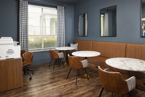 Business center with printing