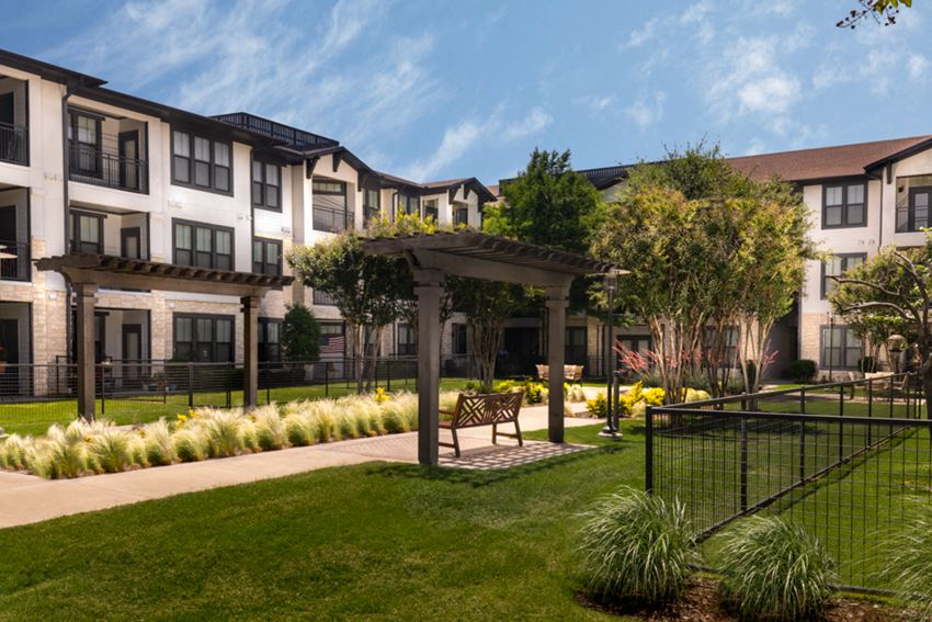 StoneLedge Apartments, 401 Boyd Dr, Grapevine, TX RentCafe