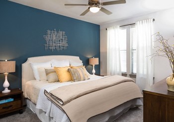 Bedroom Stoneledge - Grapevine, TX - bedroom - Photo Gallery 5