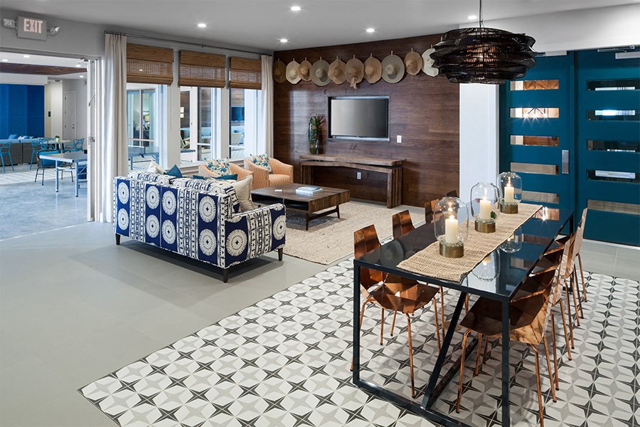 Apartments for Rent in Dallas, TX - Larq Henderson Rooftop lounge