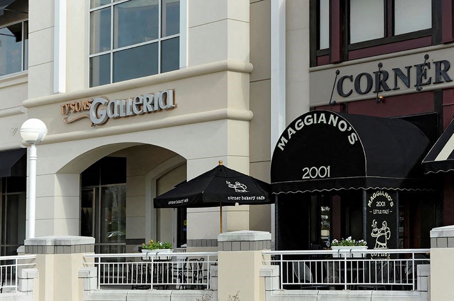 1-1/4 miles to Tysons Gallery and Tysons Corner Center