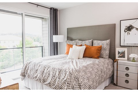 Atlanta, GA apartments | Vinings Lofts and Apartments | Private Balconies