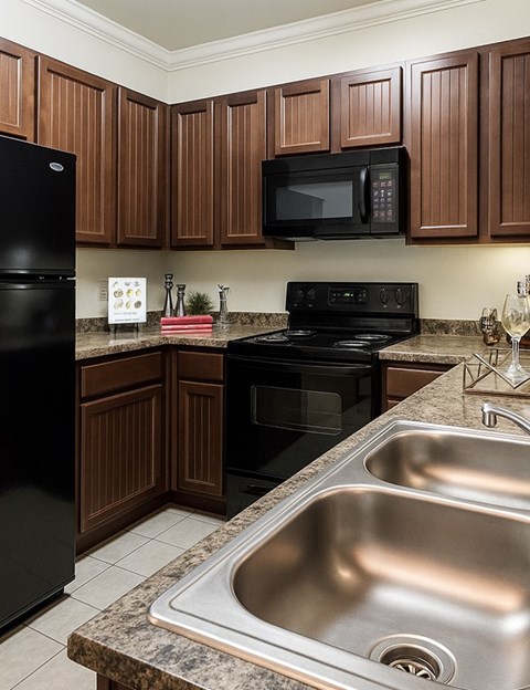 Classic homes include black appliances