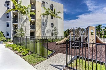 The District Boynton - Apartments in Palm Beach County - playground - Photo Gallery 12