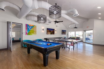 Game room - Photo Gallery 12