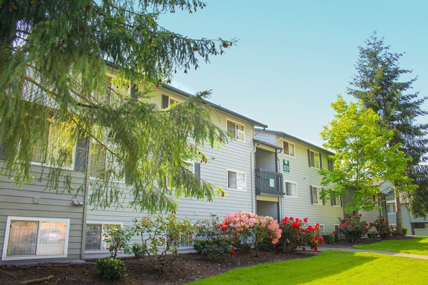 The Becket Apartments, 17333 121st Ln SE, Renton, WA - RentCafe