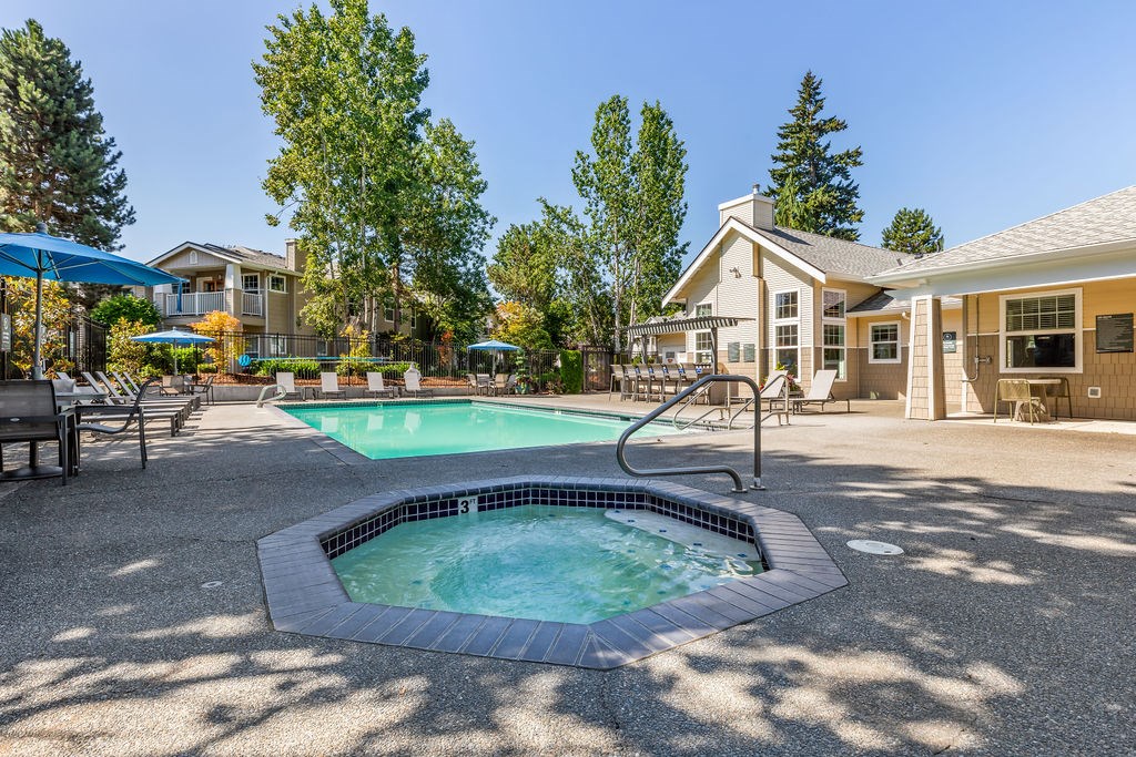 Bradley Park Apartments