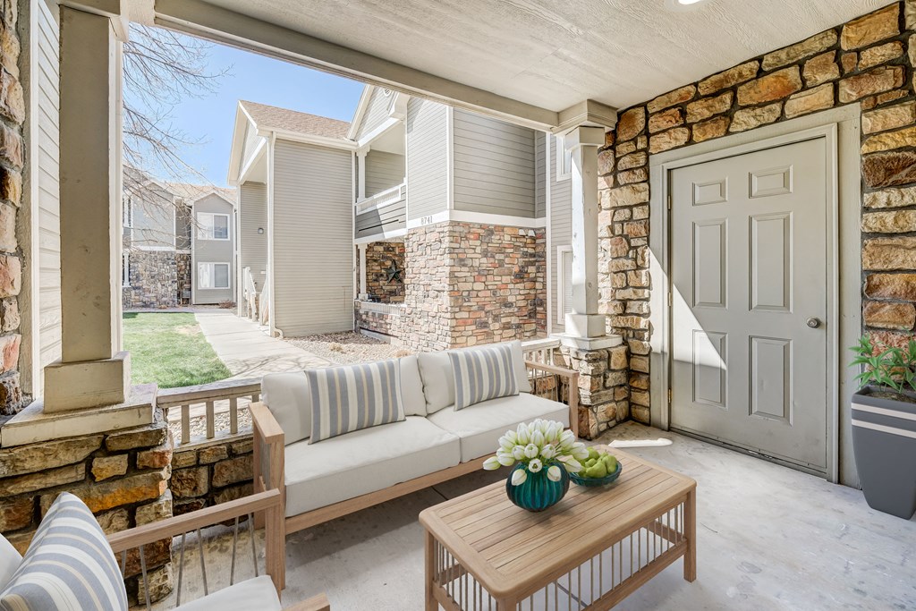 Cedar Creek Covered Porch