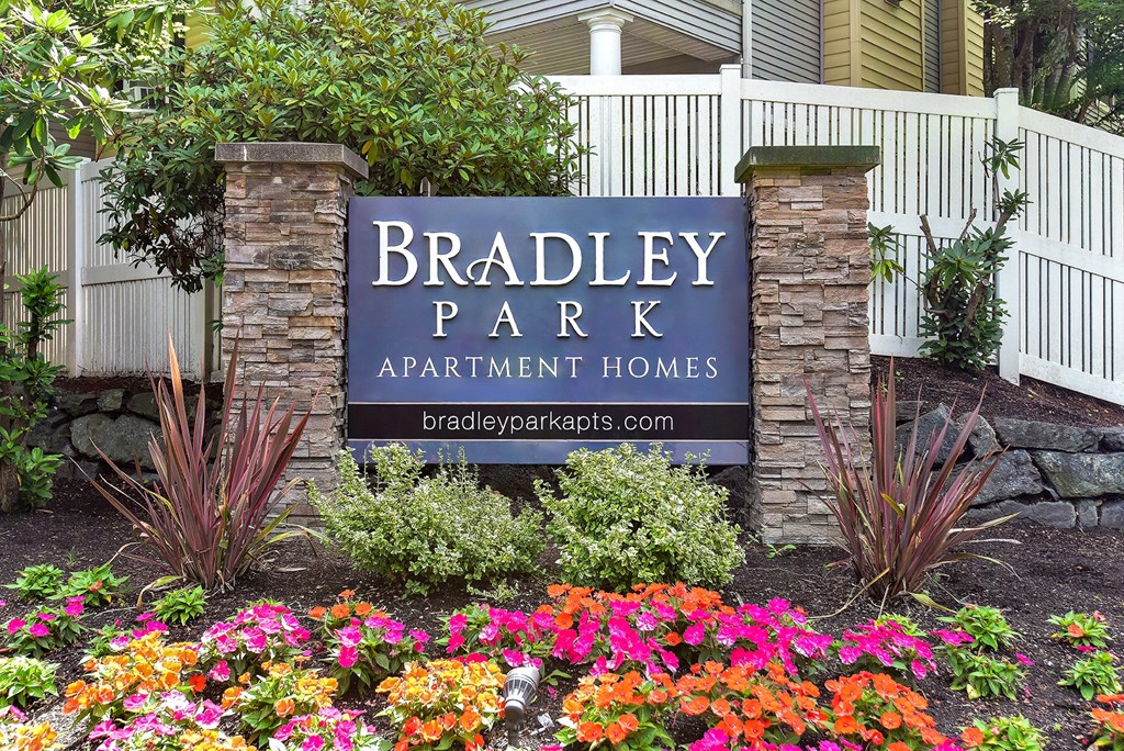 Bradley Park Apartments