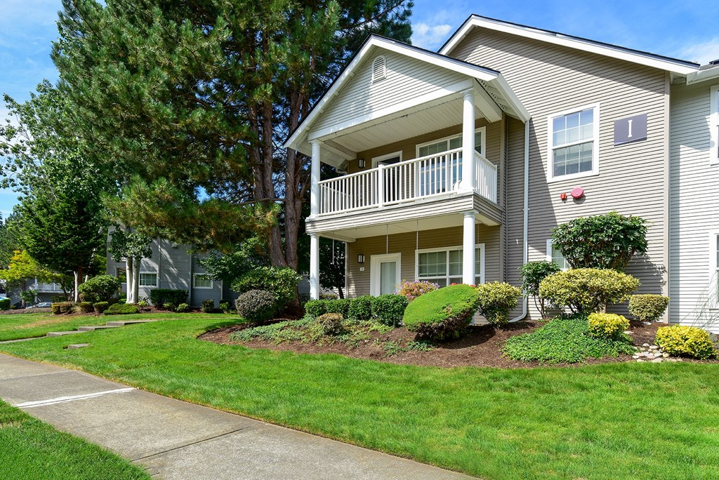 Bradley Park Apartments