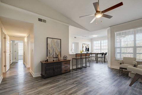 Living Area & Dining