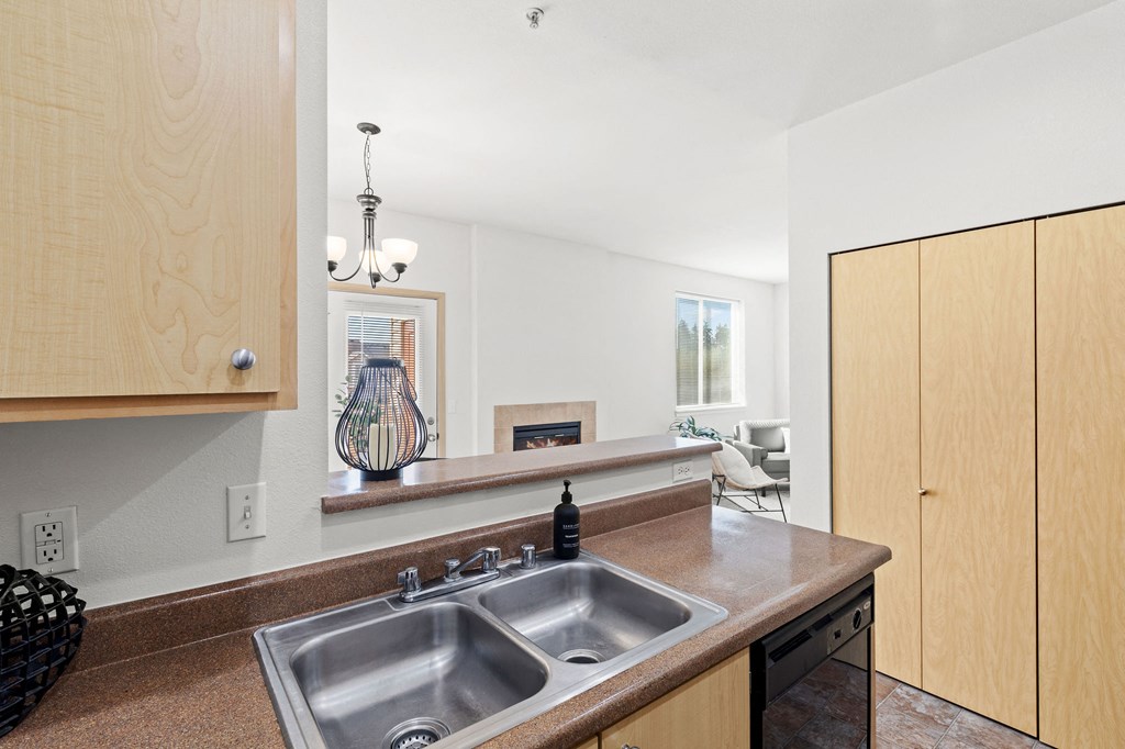 Sundance Apartment Homes