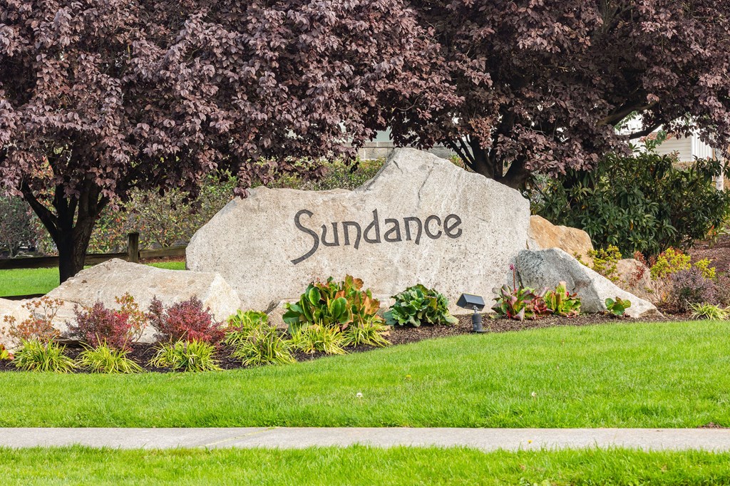 Property Signage at Sundance Apartment Homes, Milton, WA