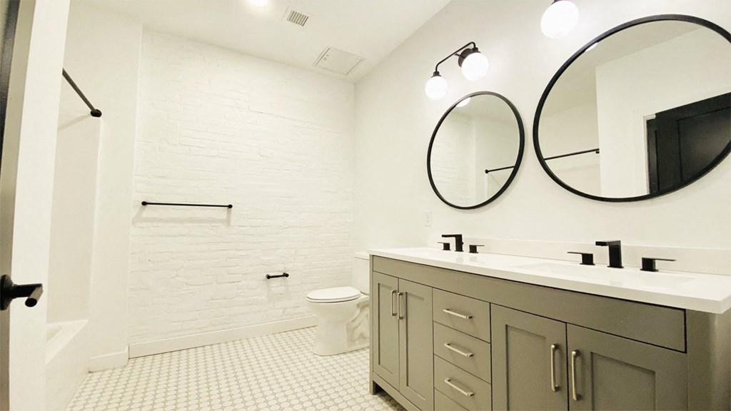 930 on Broadway - Apt 107