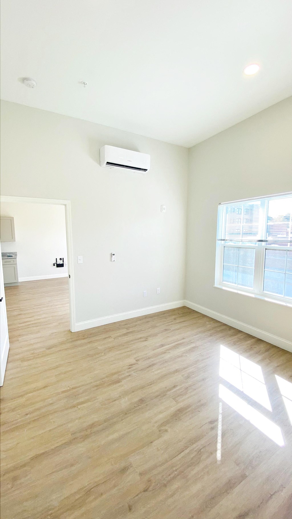 State and Clinton 2-Bedroom Apartment