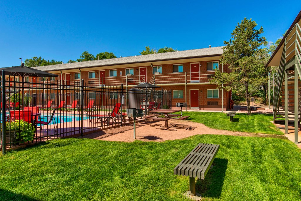 Picnic area near the pool