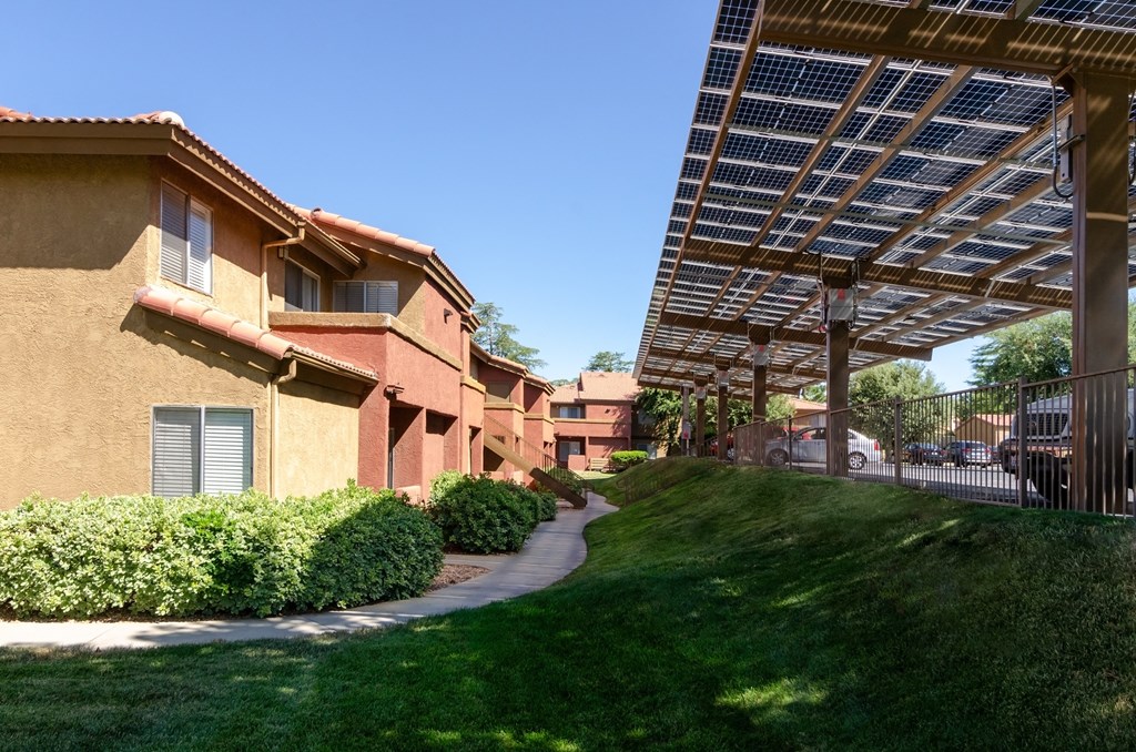 The Arches At Regional Center West Apartments
