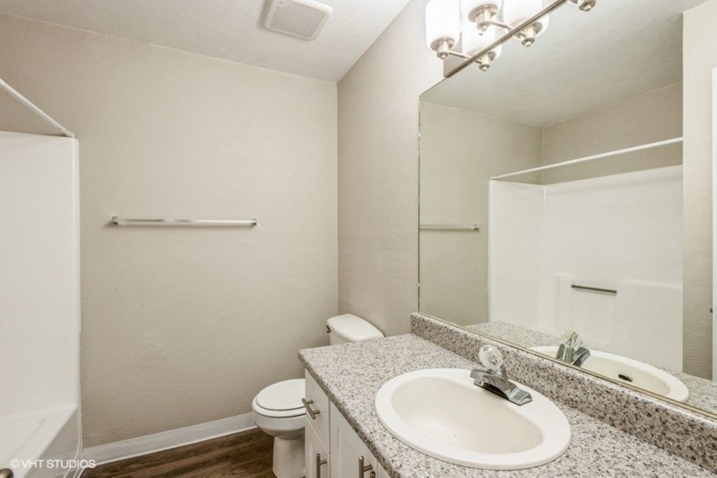 Aspire Columbia Ridge Bathroom