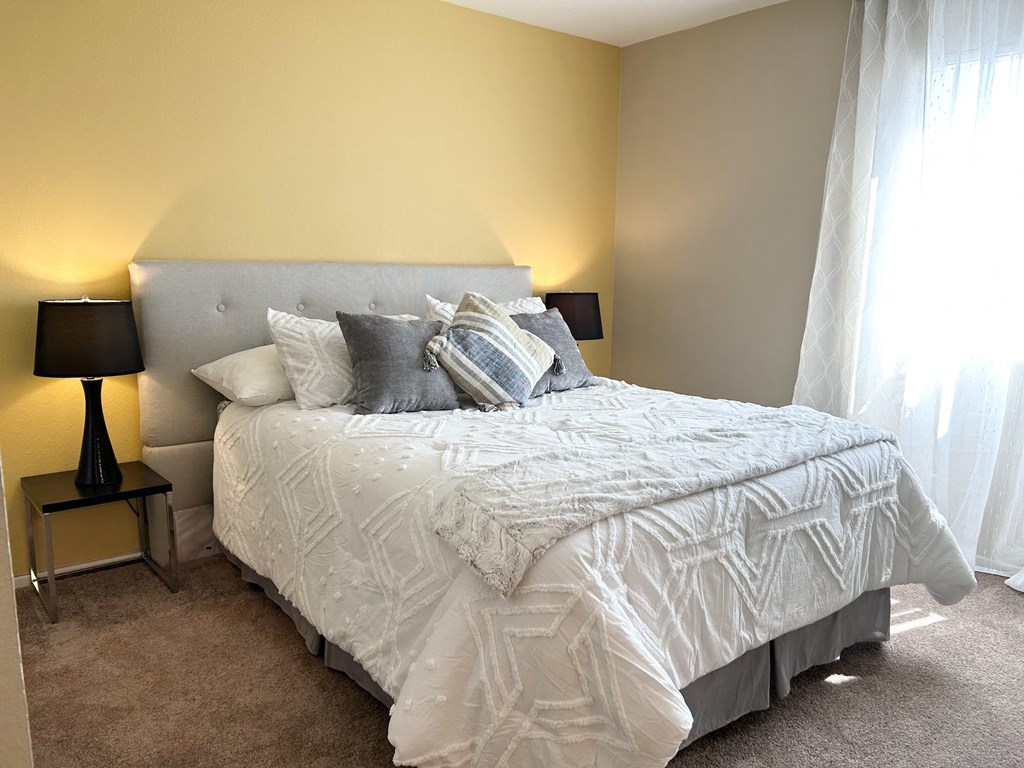 Bedroom at Aspire High Desert Apartments, California, 92392