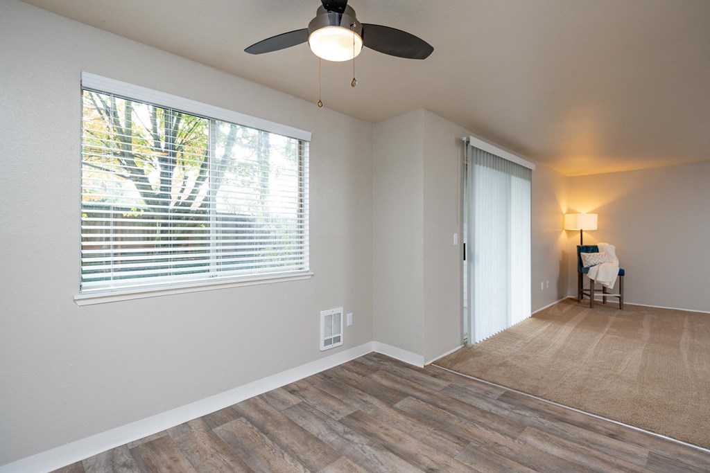 AspireGresham_Gresham_OR_Interior_Living_Dining