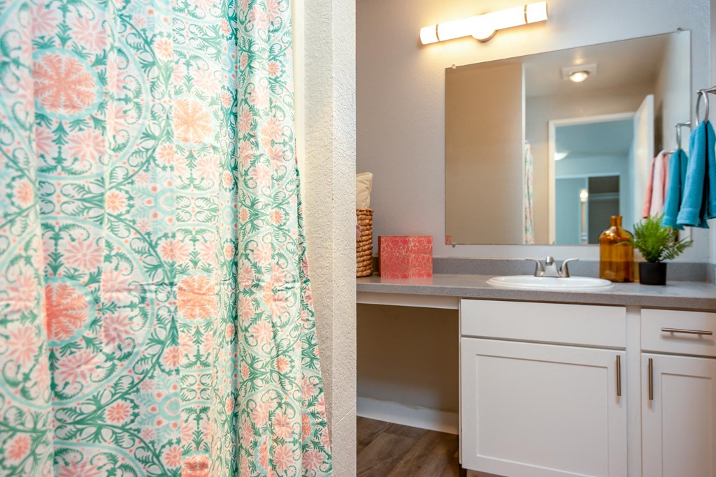 AspireGresham_Gresham_OR_Interior_Bath2