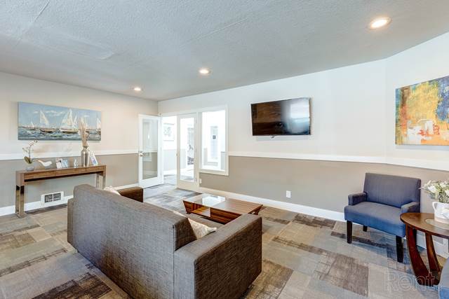 1-bedroom apartment at Marina Club Apartments in Des Moines, WA