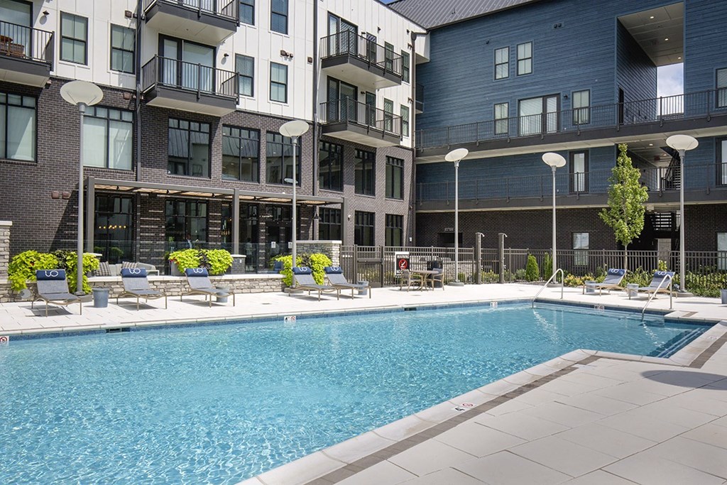 Upton Oxmoor Apartments Louisville resort-style pool with expansive sundeck