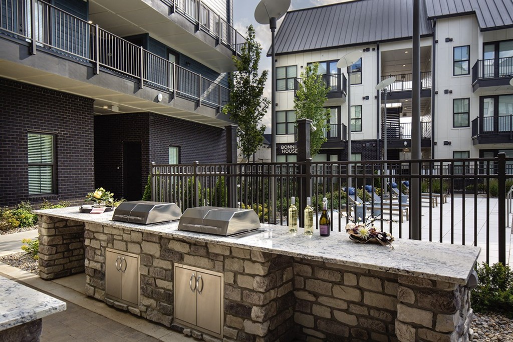 Upton Oxmoor Apartments Louisville outdoor grills