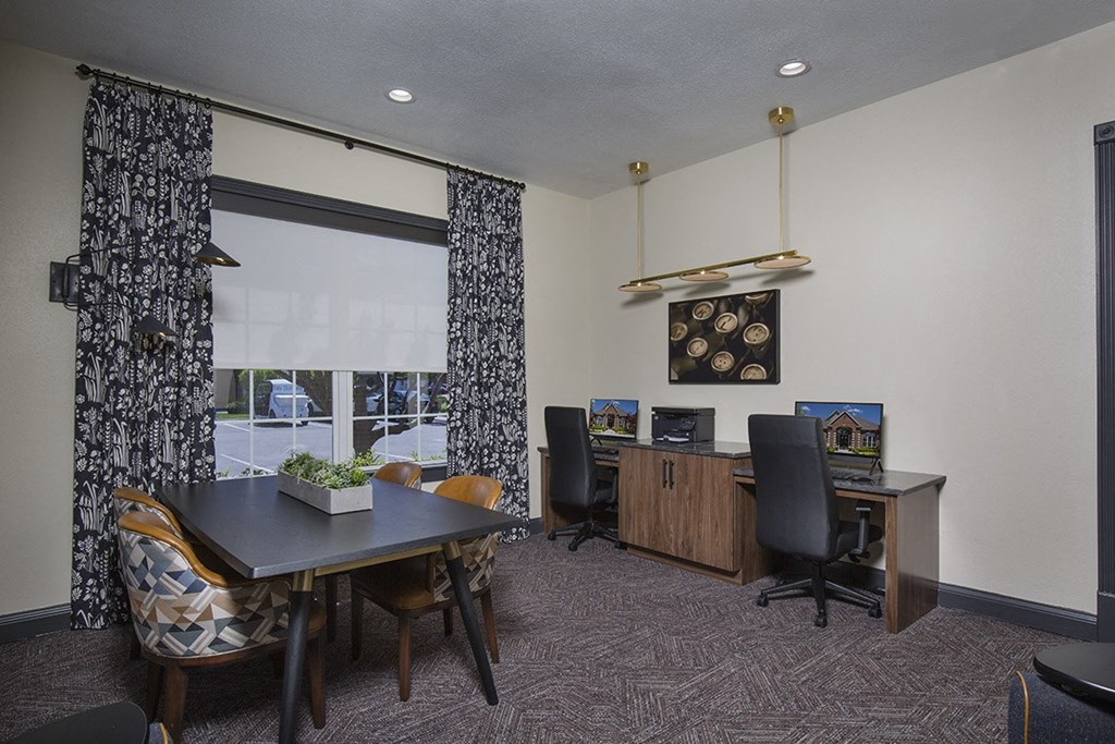 Lake Clearwater Apartments