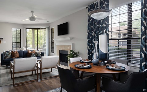 Willow Lake Apartments