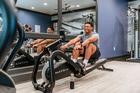 Indianapolis Lake Clearwater Apartments fitness center with rowing machine