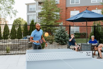 Lake Clearwater ping pong - Photo Gallery 14