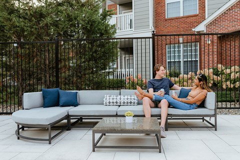 Indianapolis Lake Clearwater Apartments outdoor lounge area