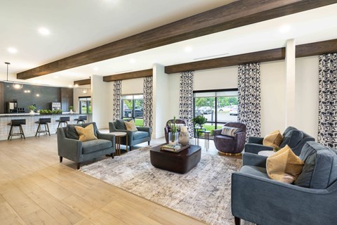 Louisville Plainview Apartments resident lounge