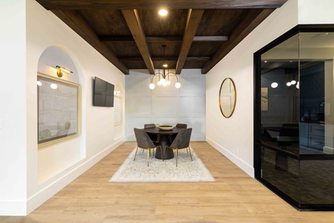 Louisville Plainview Apartments shared workspace