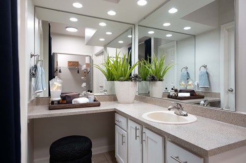 Willow Lake Apartments