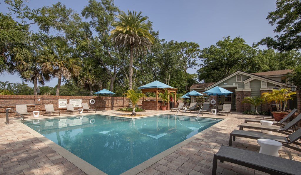 Longwood Sabal Park Apartments resort-inspired pool and expansive sundeck