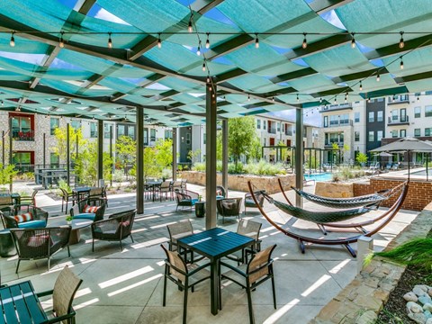 Sagemont Apartments Irving Texas shaded lounge area