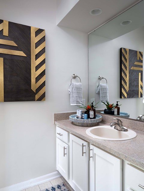 Willow Lake Apartments