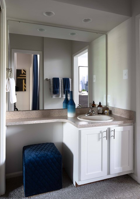 Willow Lake Apartments