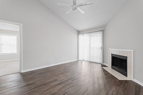 Indianapolis The Lakes Apartments living room with fireplace