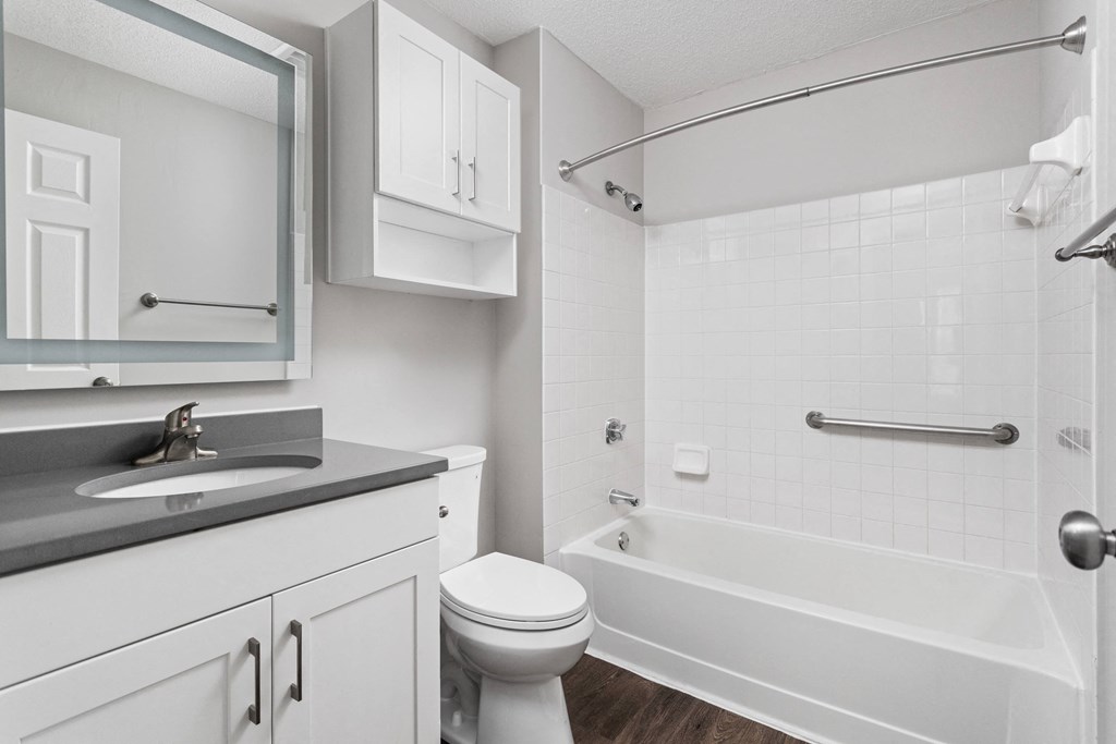 Indianapolis The Lakes Apartments modern bathroom with large vanity