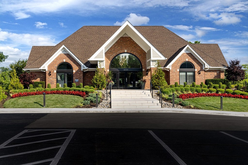The Overlook at St. Thomas Apartments Louisville leasing center entrance