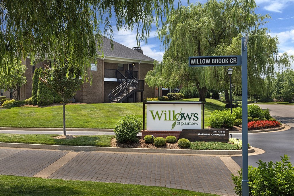 The Willows Apartments Louisville community entrance sign