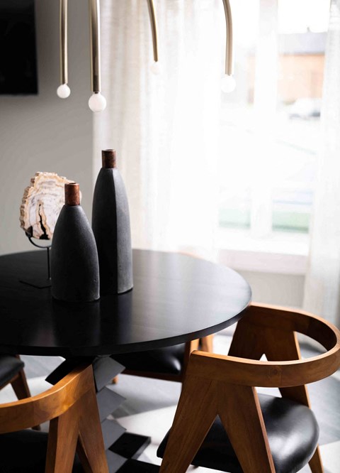 Hurstbourne Grand Apartments Louisville resident lounge seating and decor