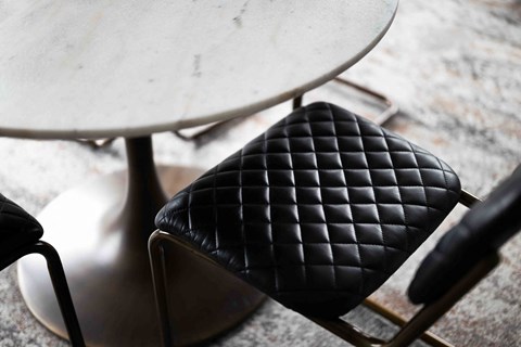 Hurstbourne Grand Apartments Louisville resident lounge decor